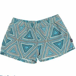 Patagonia Barely Baggies Shorts Sz M